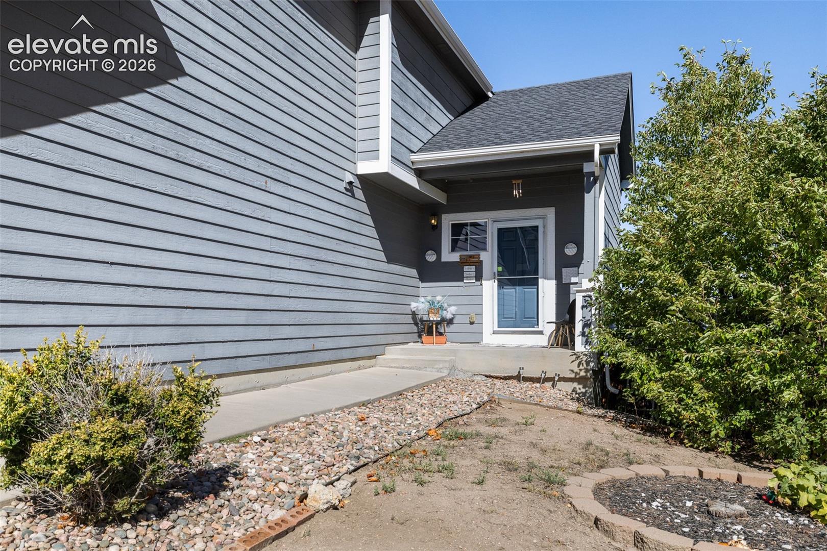 7478 Bentwater Drive