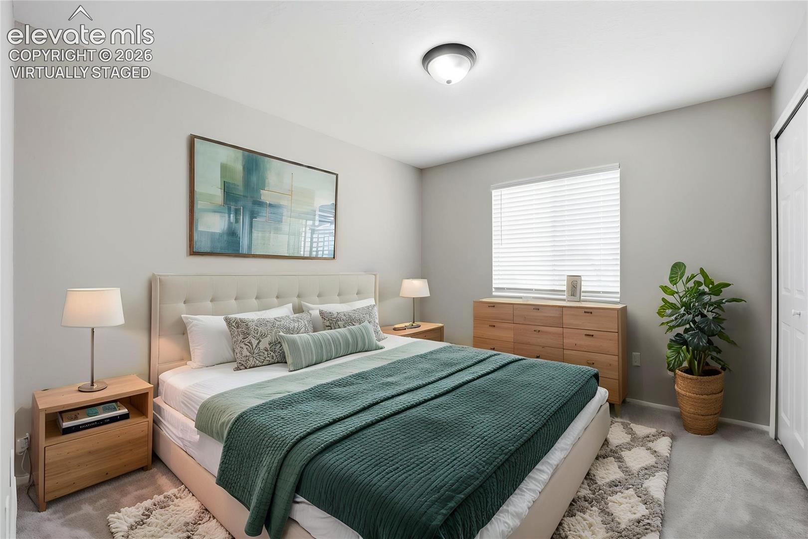 84 W Bonanza Drive
