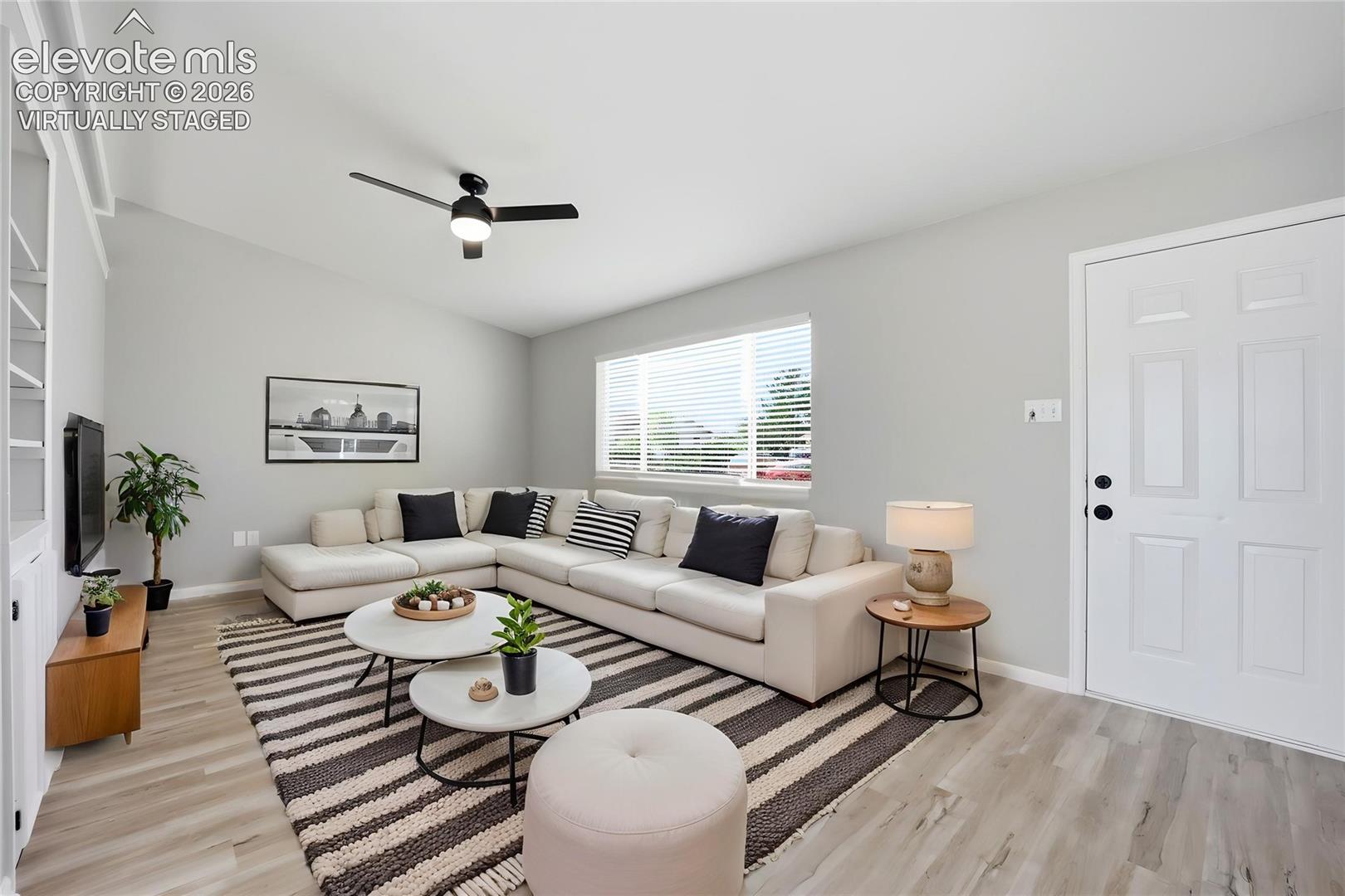 84 W Bonanza Drive