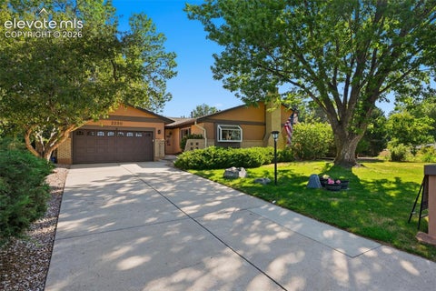 Photo of 2230 Brookwood Drive, Colorado Springs, CO 80918 (MLS # 3660138)