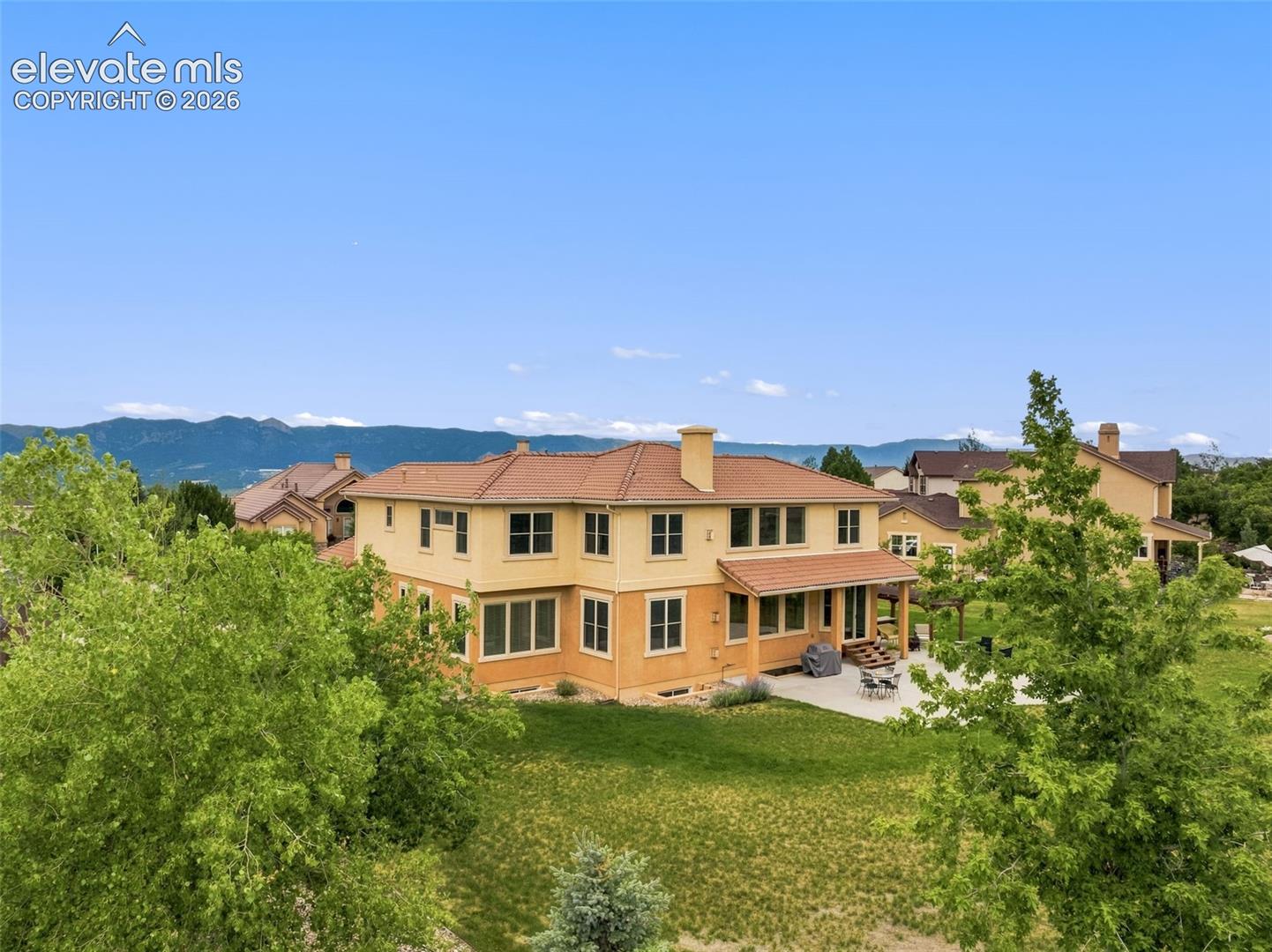 2114 Diamond Creek Drive