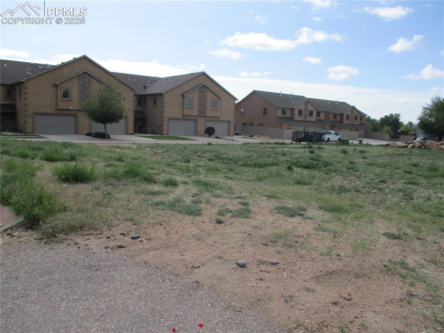 7105 BRACKEN Place