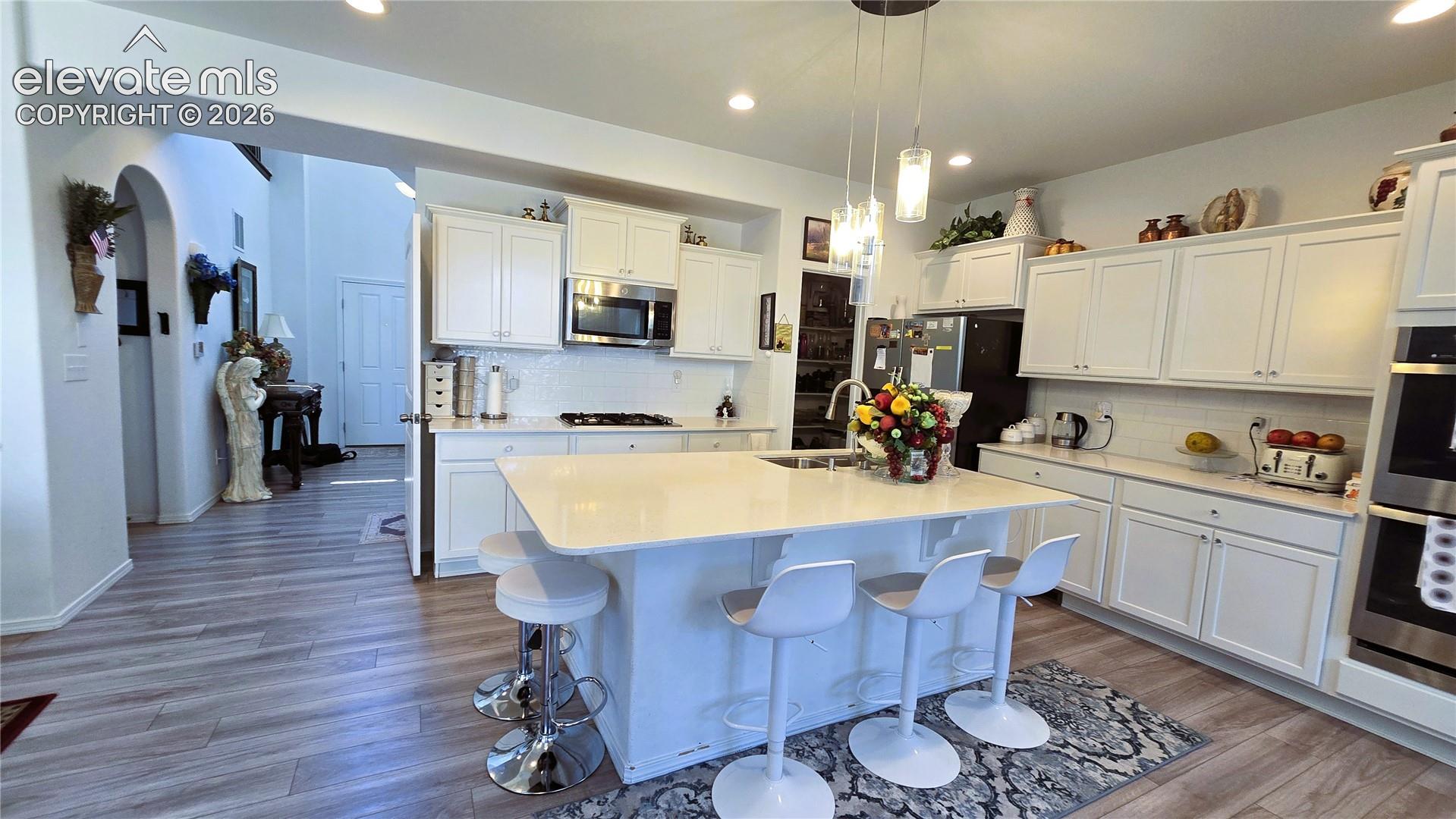 7082 Fauna Glen Drive