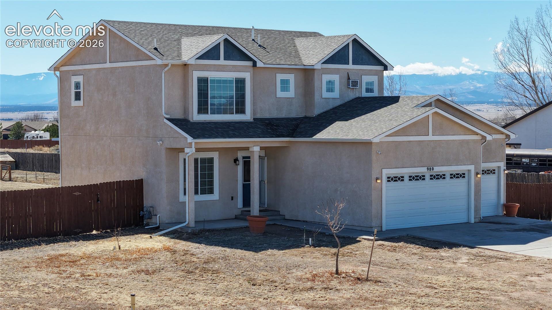 980 W El Nido Drive