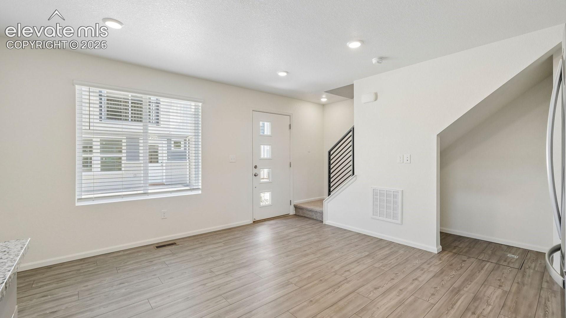 9546 Clarkville Trail