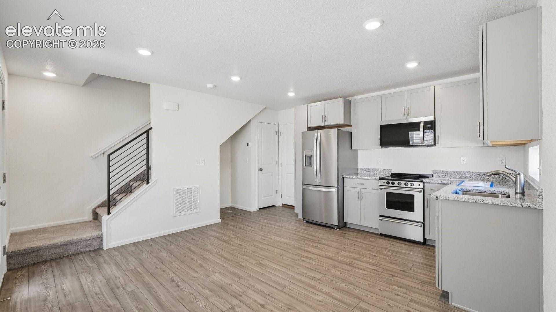 9546 Clarkville Trail