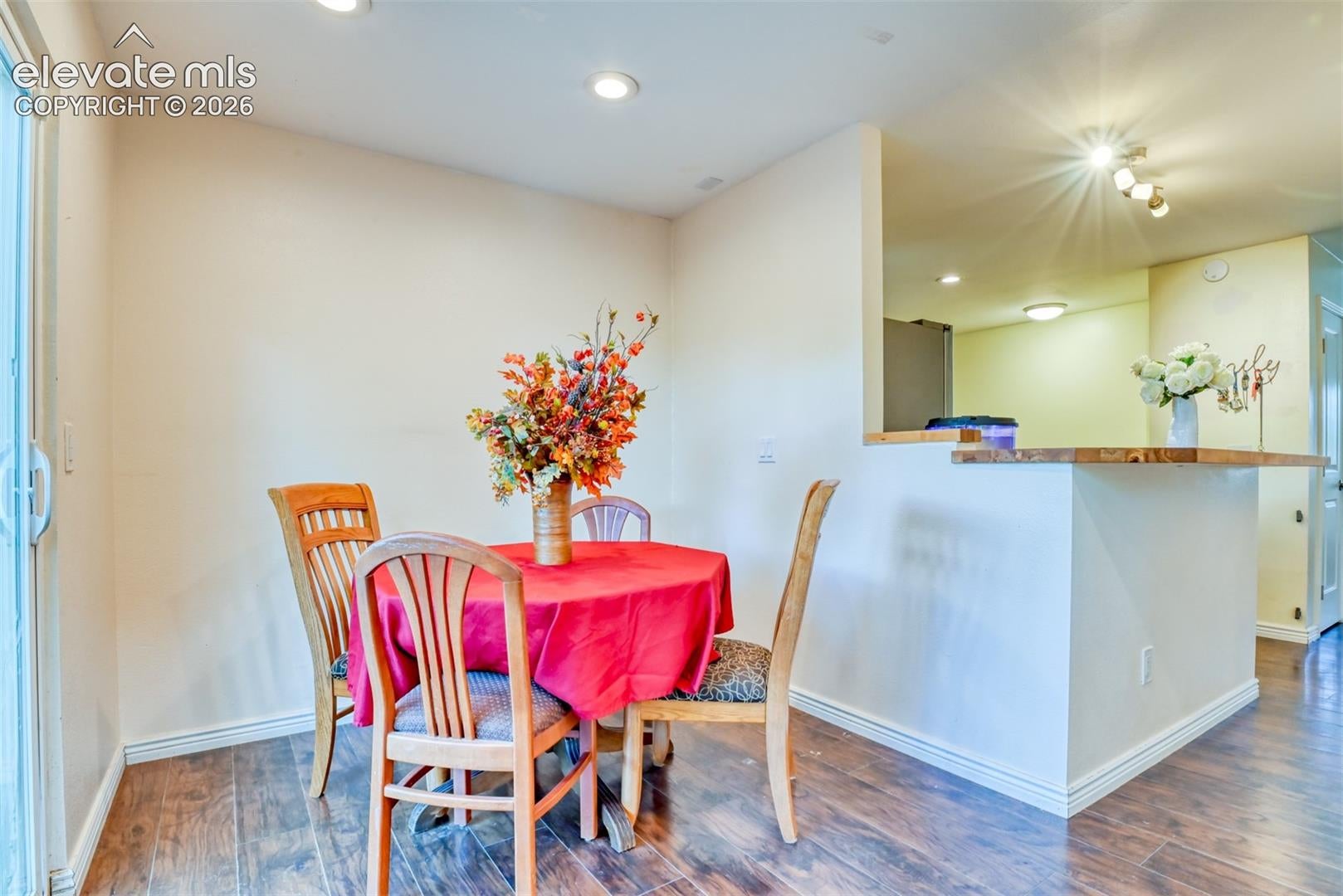 1222 De Reamer Circle