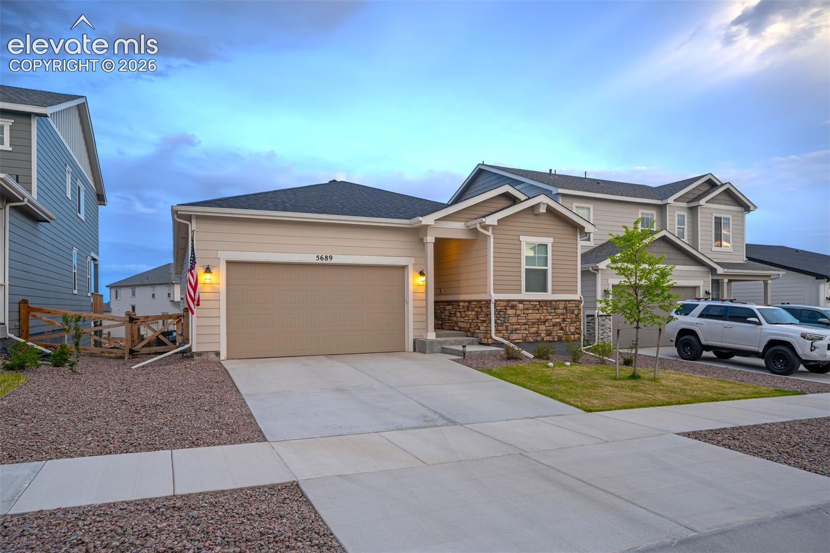 5689 Mammoth Lane