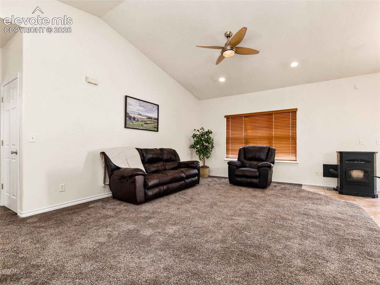 1035 E Marengo Drive