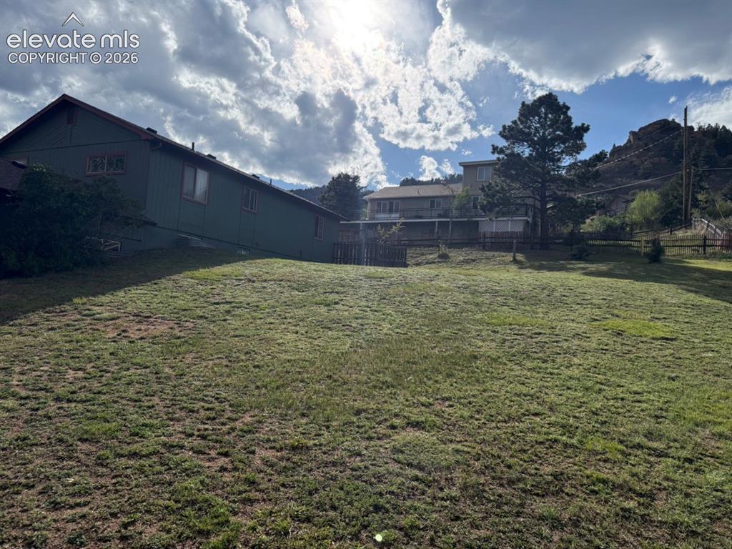 320 Columbine Road