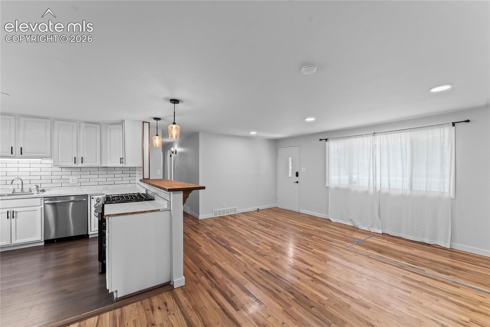2326 Eagle View Drive