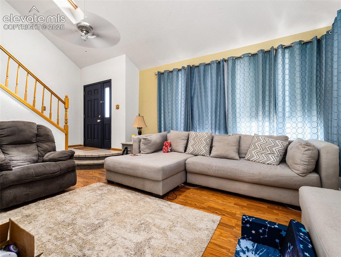 967 W Yerba Buena Drive