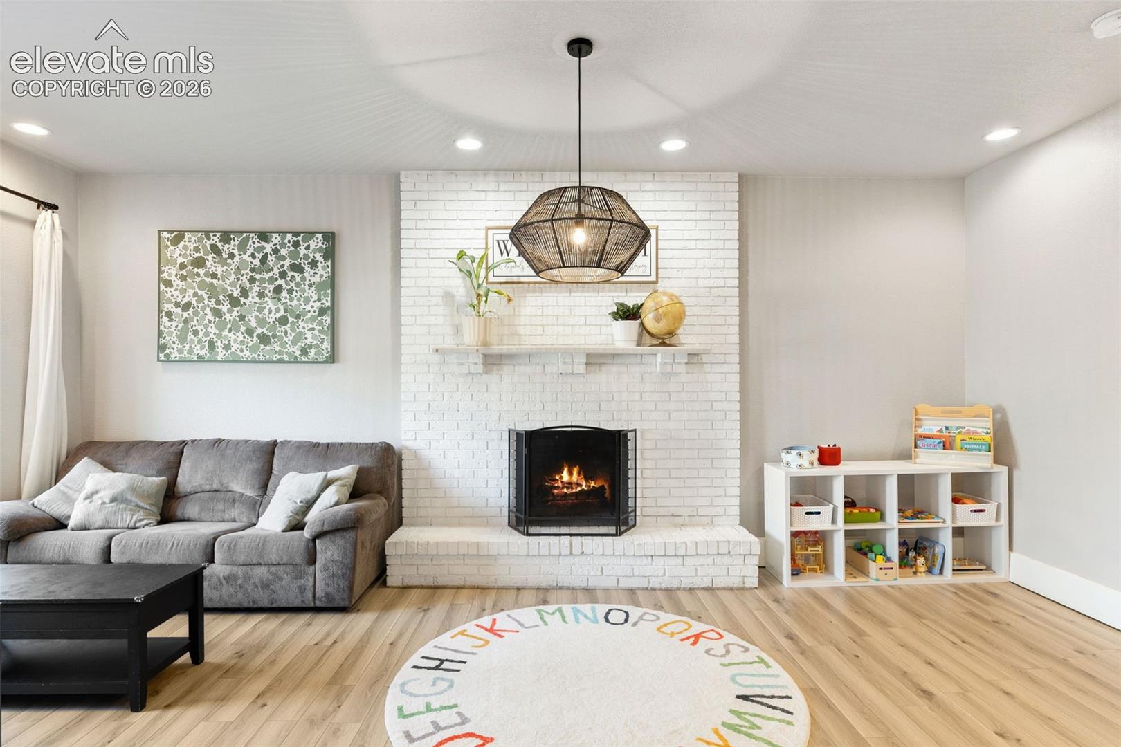 113 Everett Drive