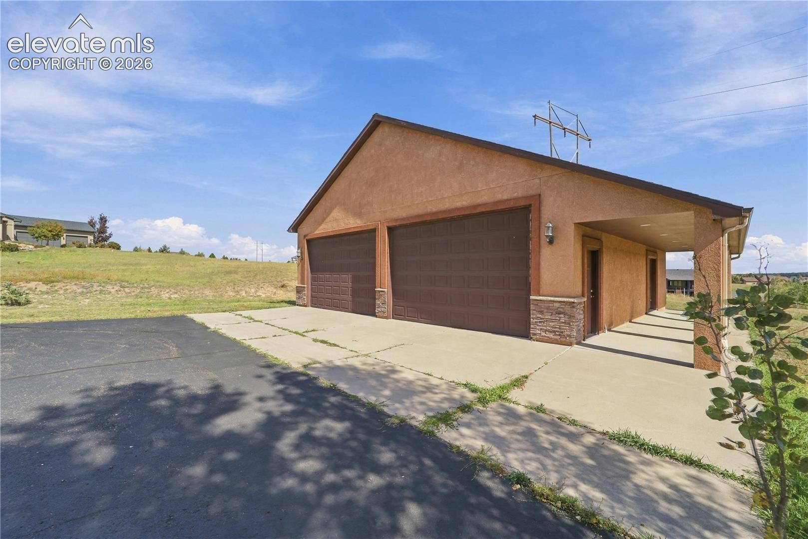 19531 St Giles Court