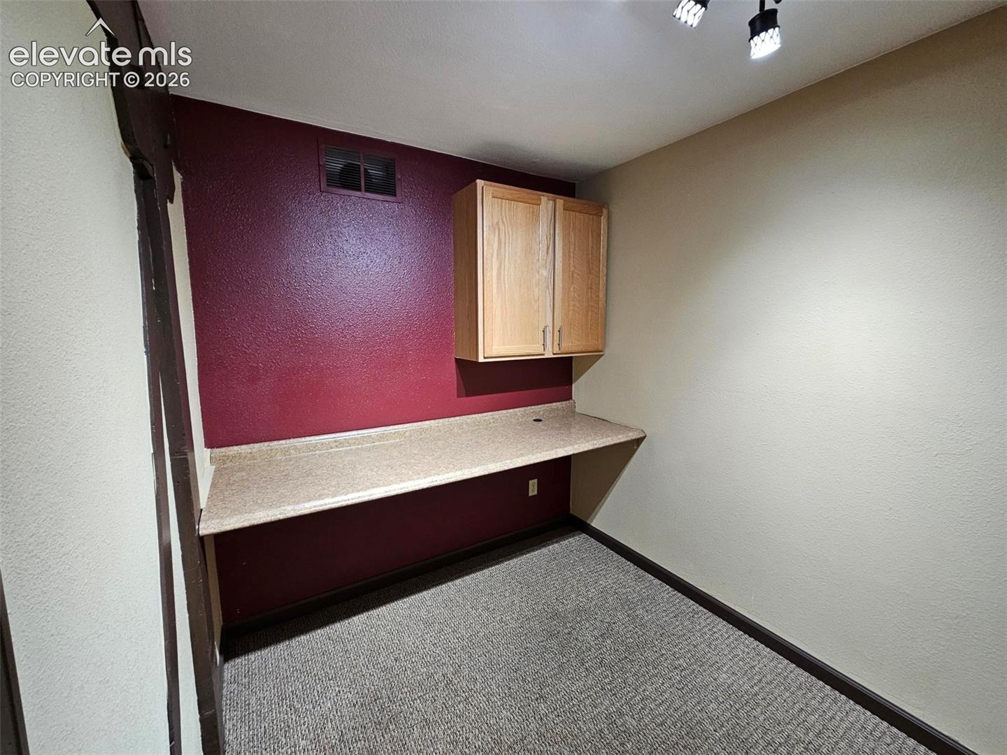 219 W Colorado Avenue 105