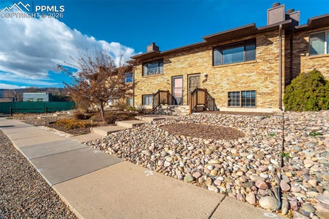 Photo of 326 Mount View Lane, Colorado Springs, CO 80907 (MLS # 5322121)
