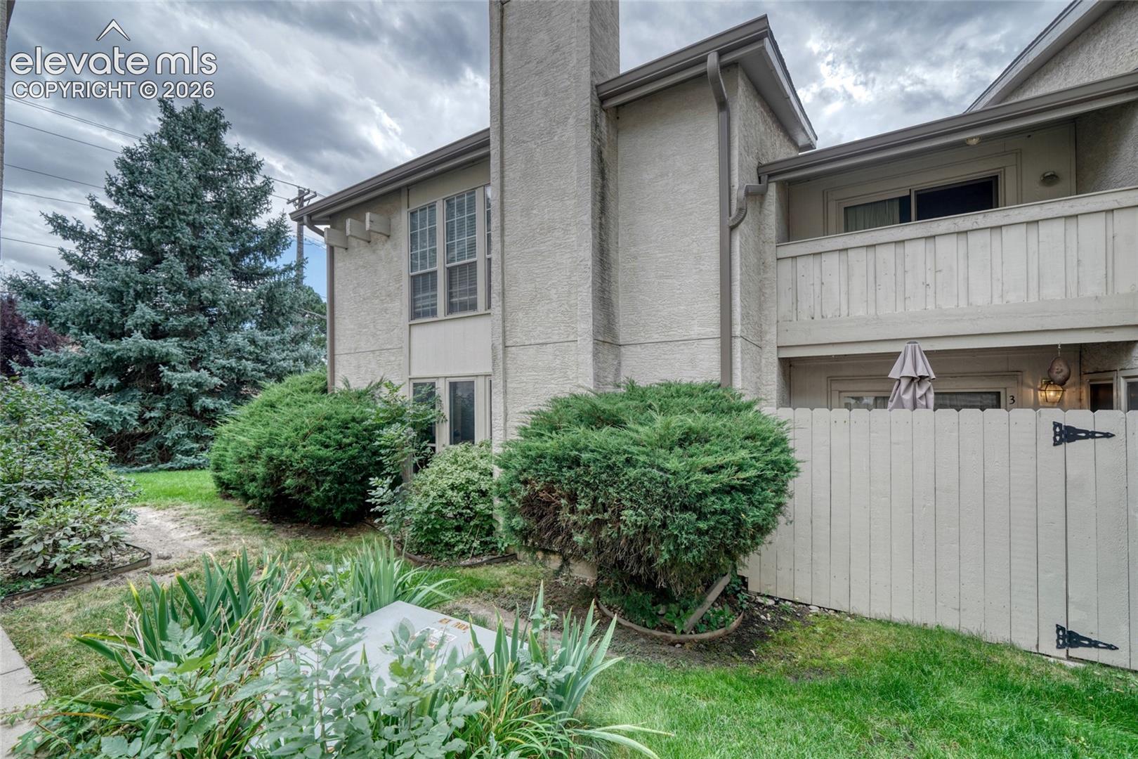 3330 Templeton Gap Road 31
