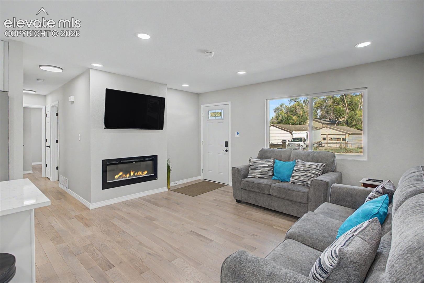 3465 Mosswood Lane