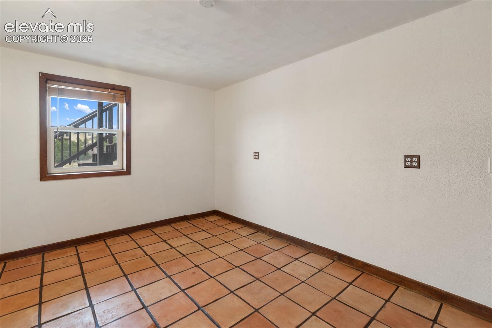 108 Yucca Avenue