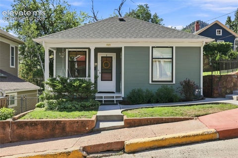 Photo of 7 Waltham Avenue, Manitou Springs, CO 80829 (MLS # 4589346)