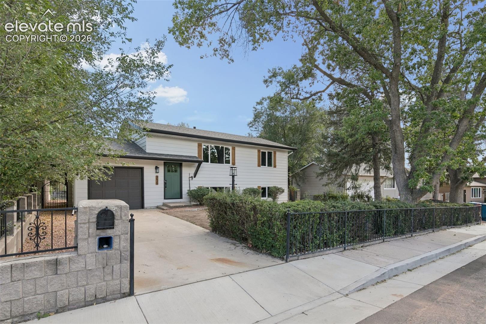 4635 S Sleepy Hollow Circle