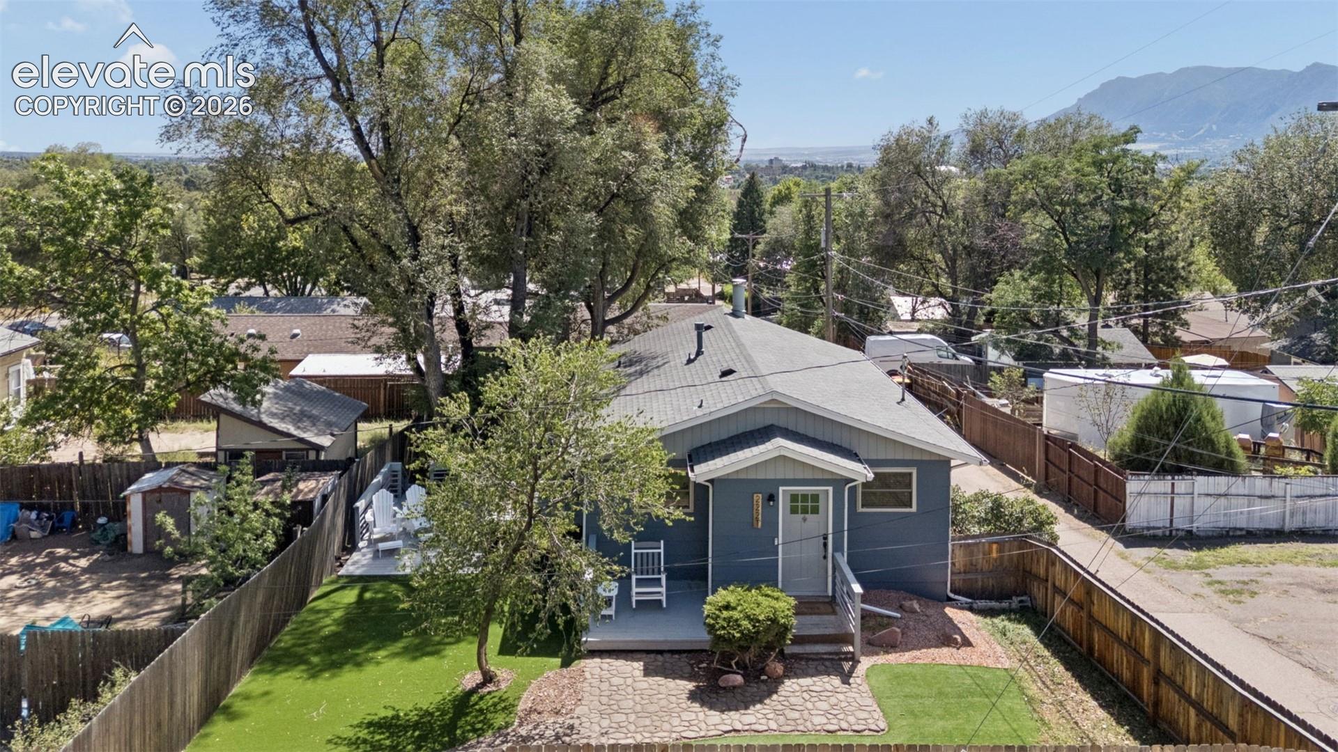 2221 E Uintah Street
