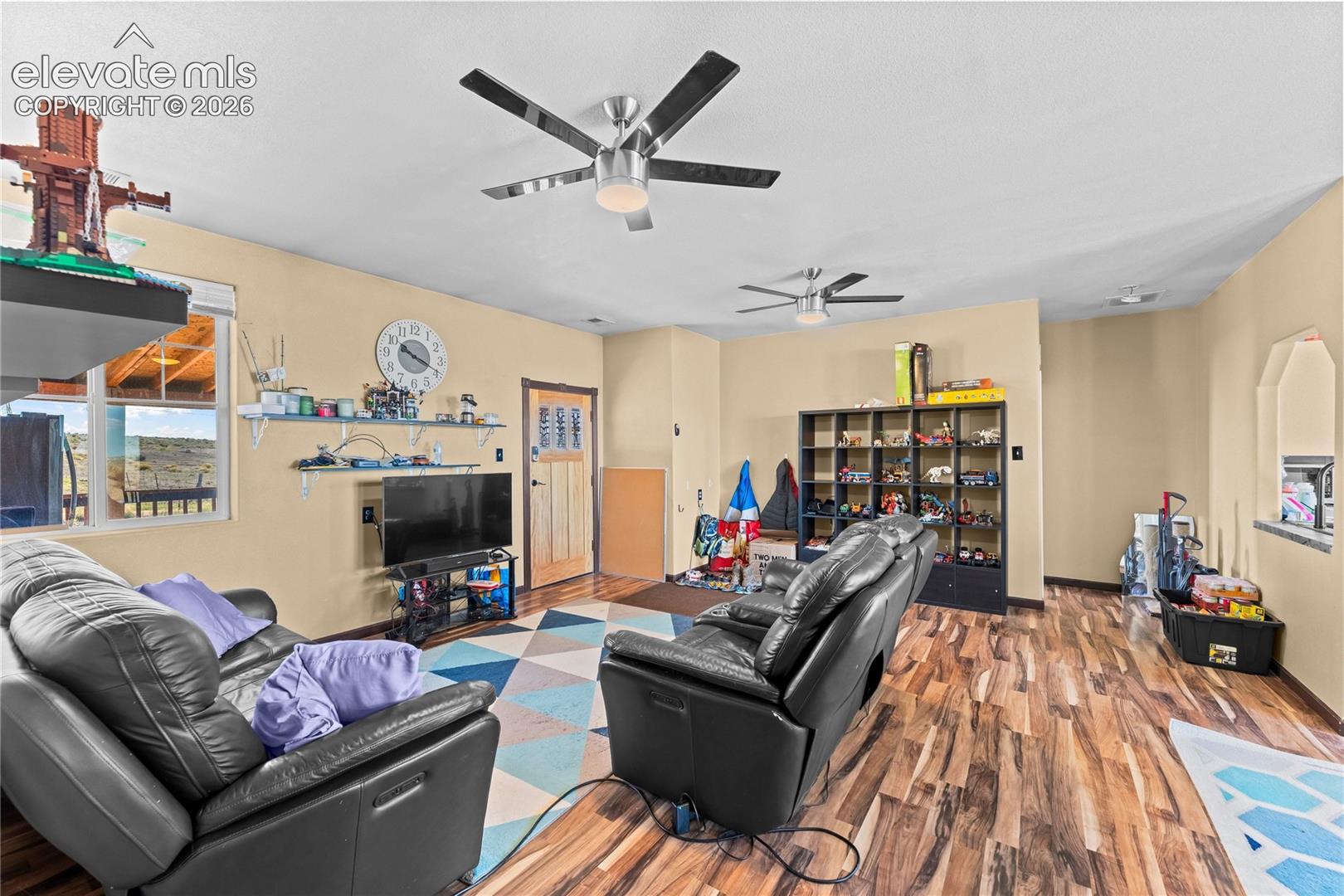 5733 Pronghorn Road