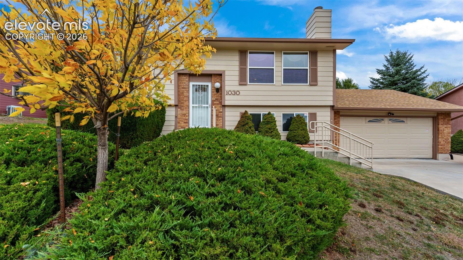1030 Crosstrail Drive