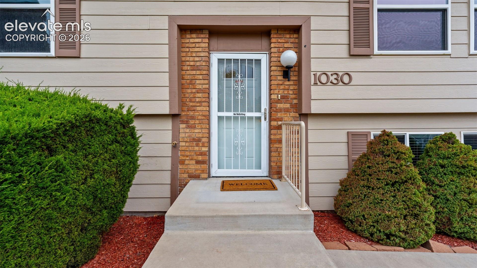 1030 Crosstrail Drive