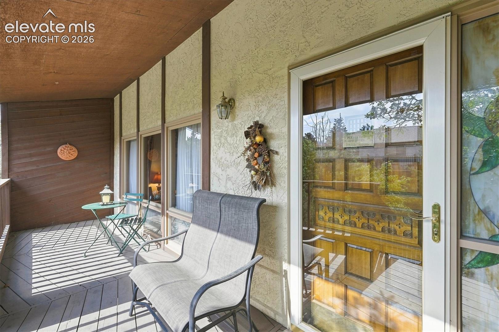 4931 W Cliff Point Circle
