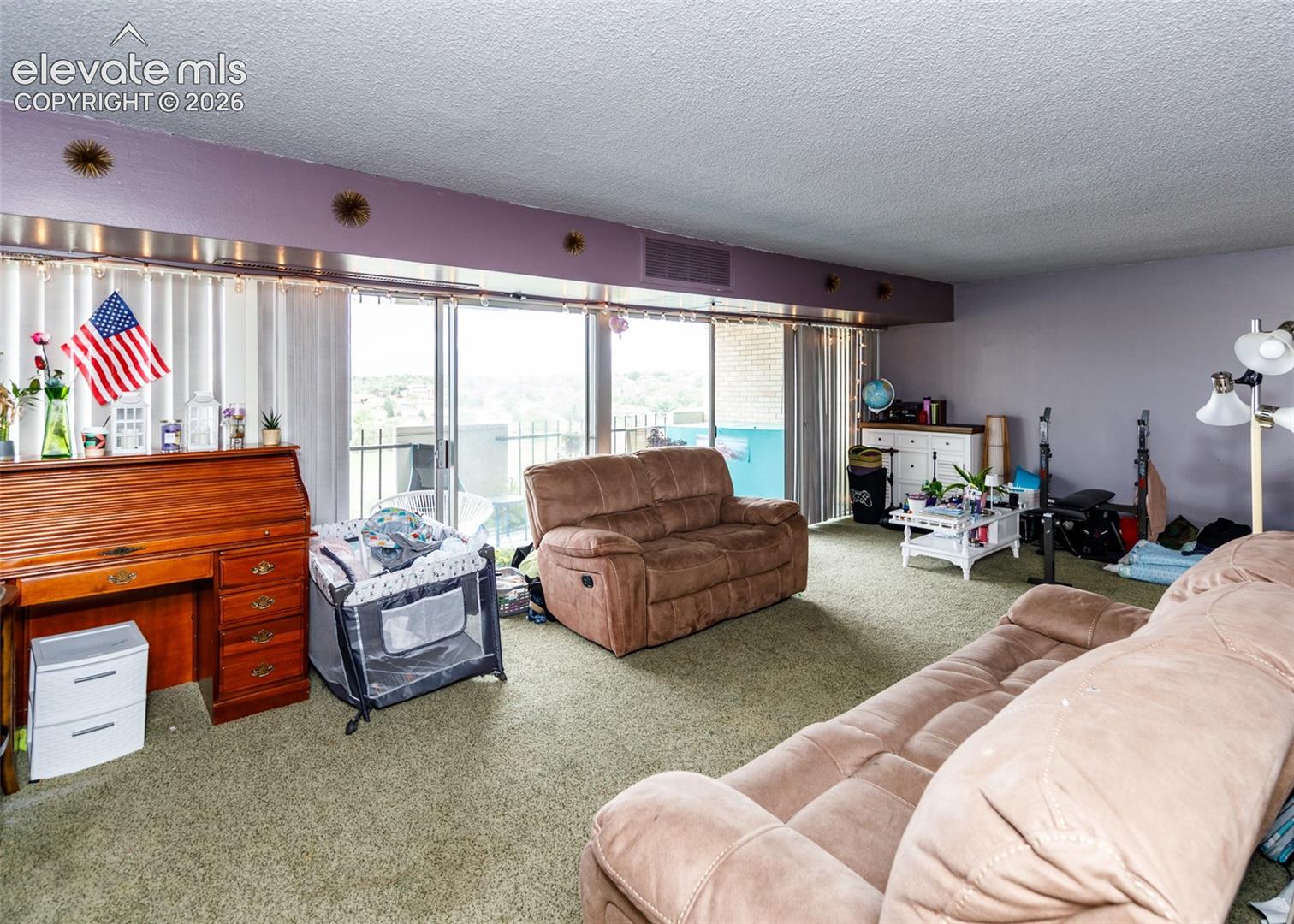 411 Lakewood Circle A1005