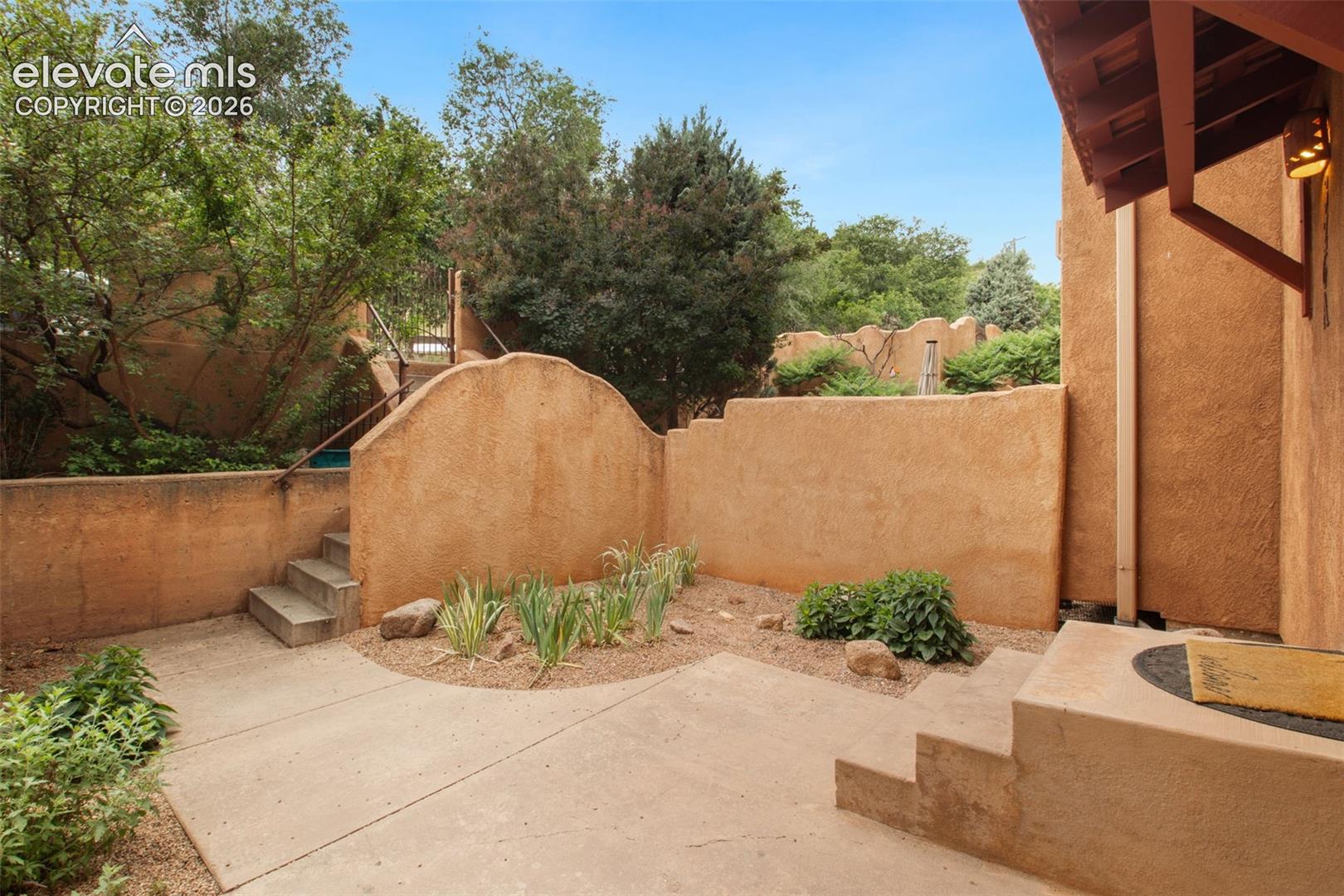 326 Santa Fe Place A