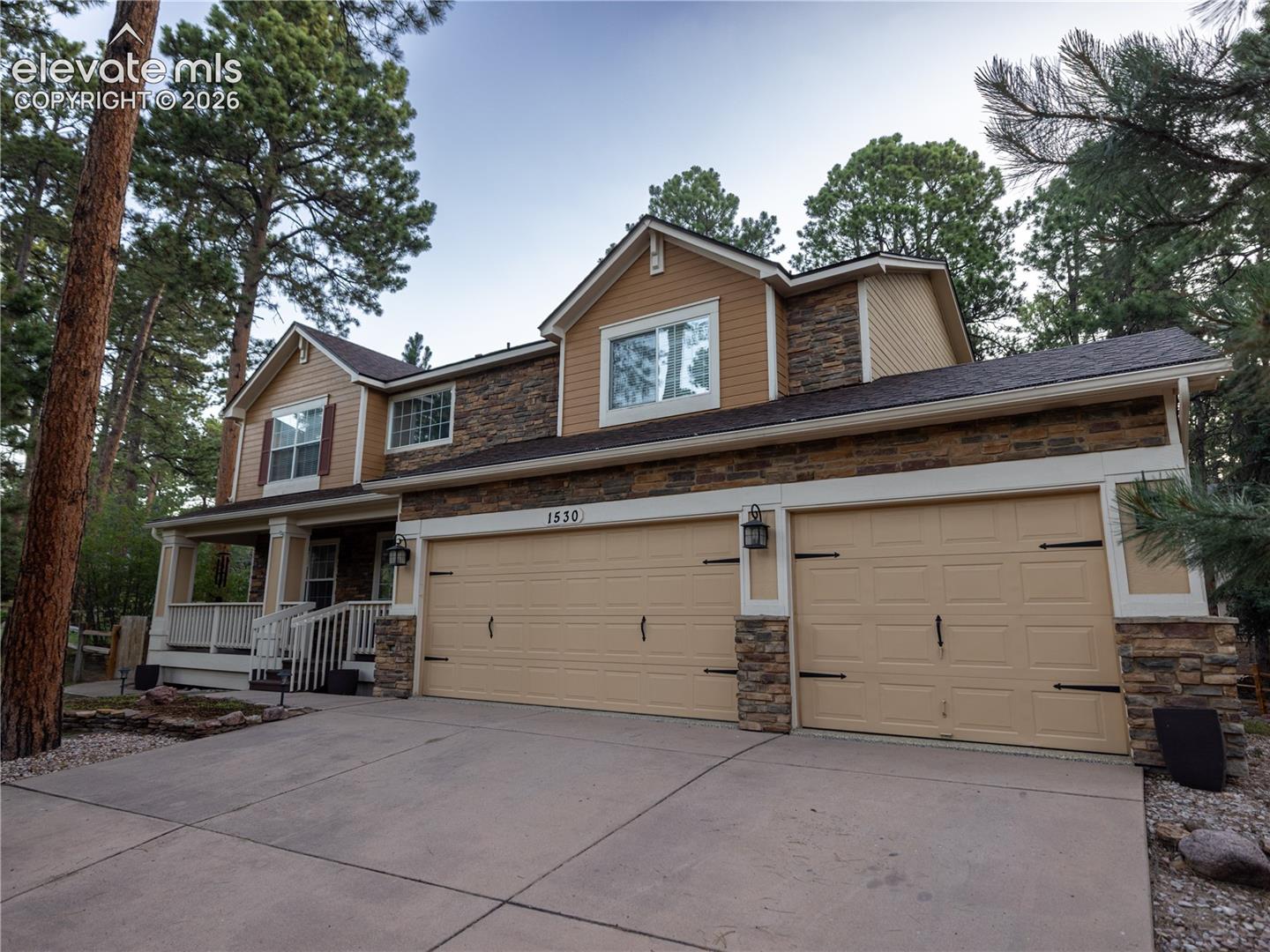 1530 Windwood Court