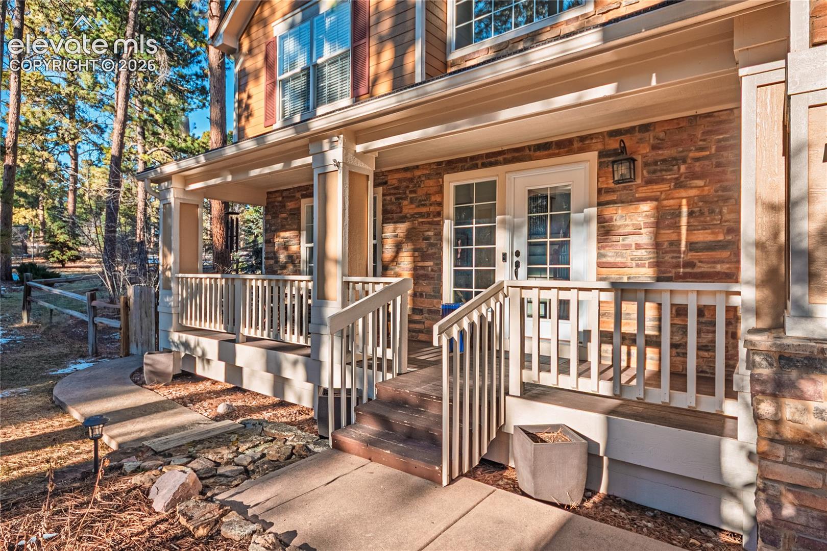 1530 Windwood Court