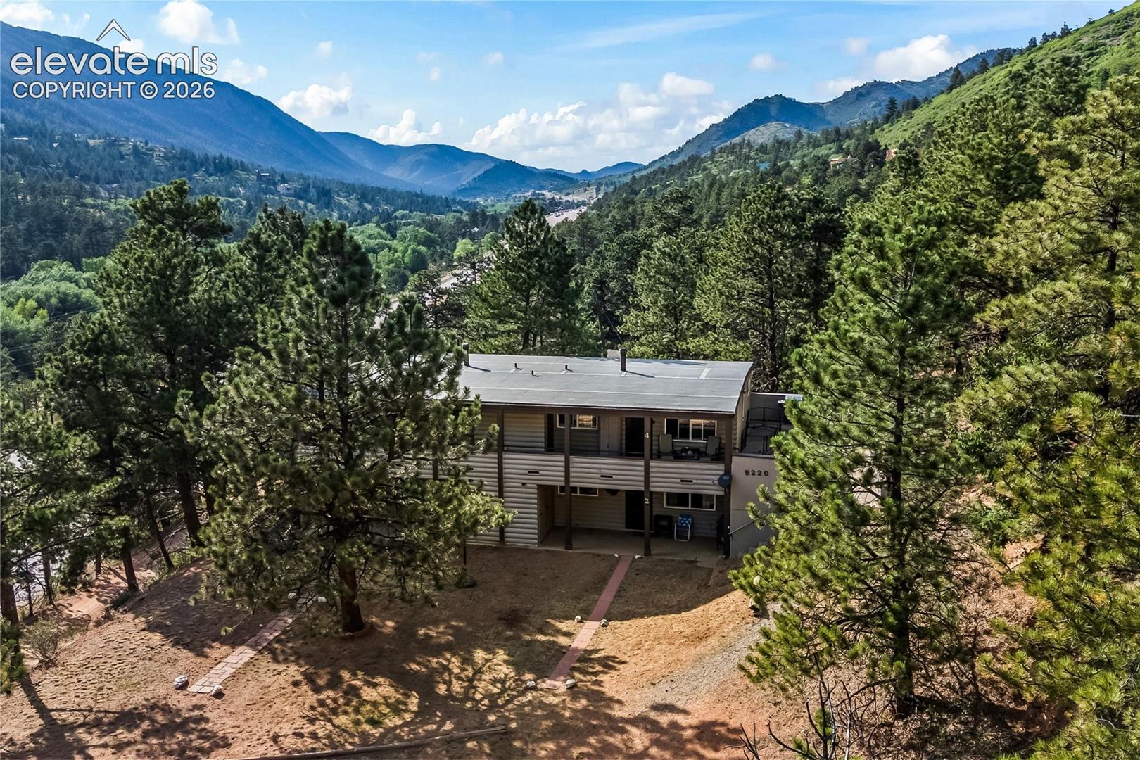 8220 W Highway 24