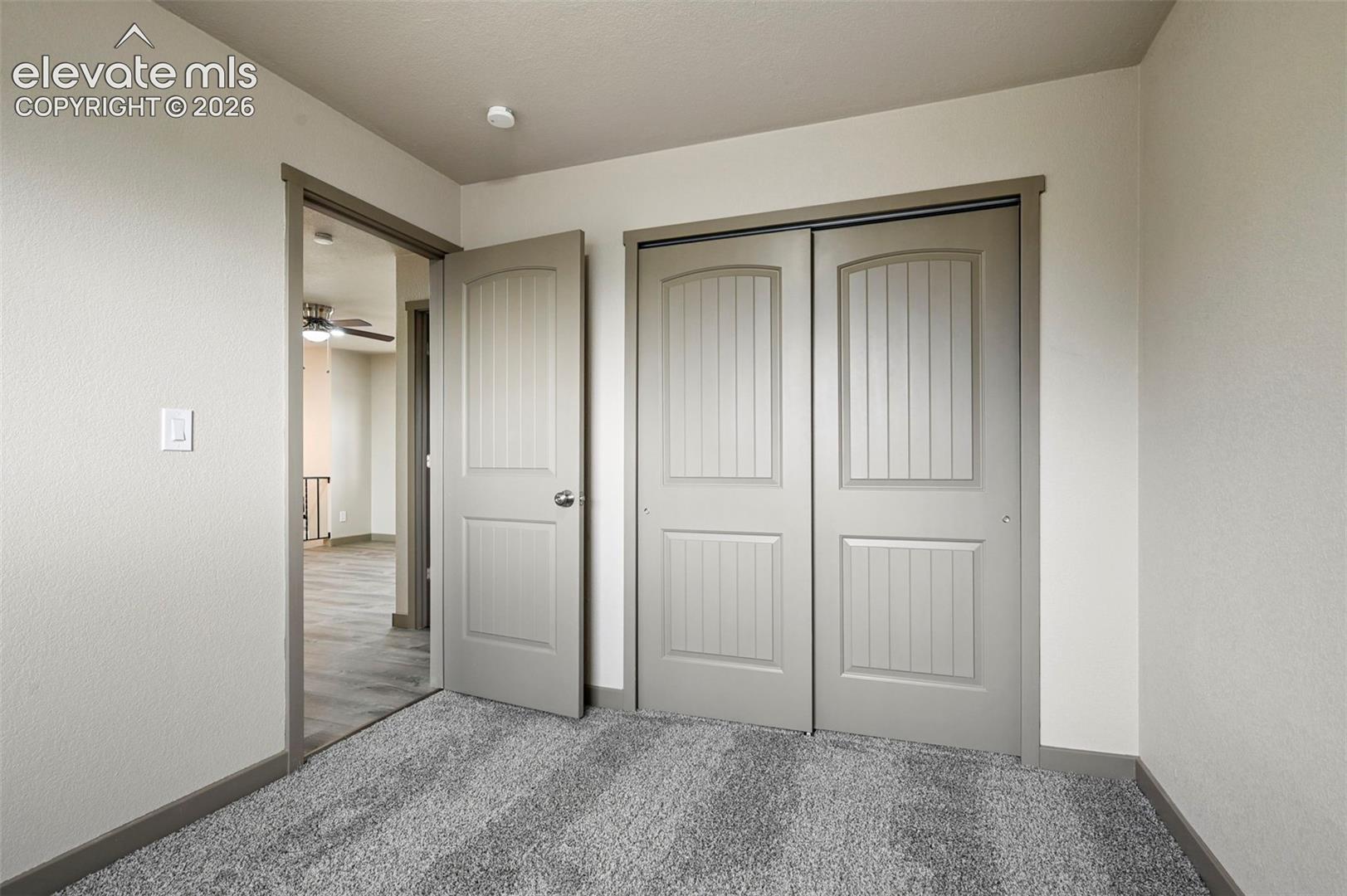 6885 Mescalero Drive