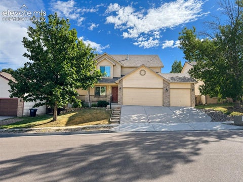 Photo of 5625 Saddle Rock Road, Colorado Springs, CO 80918 (MLS # 1663534)