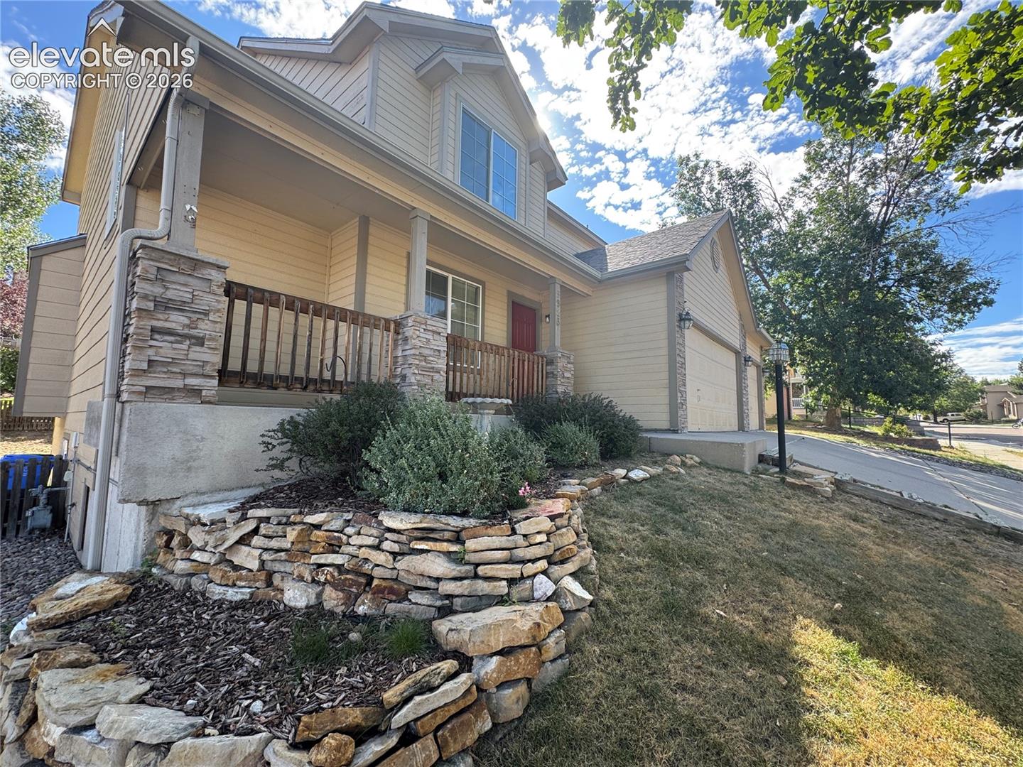 5625 Saddle Rock Road