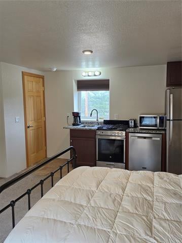 109 Sequoia Trail