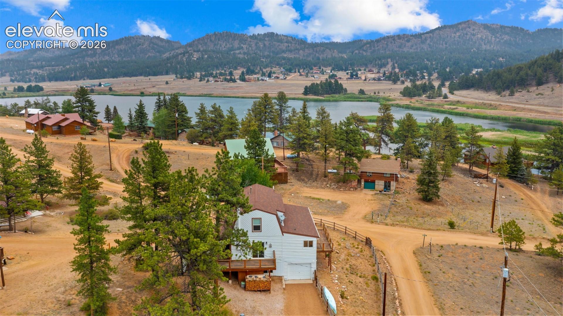 925 Midland Court