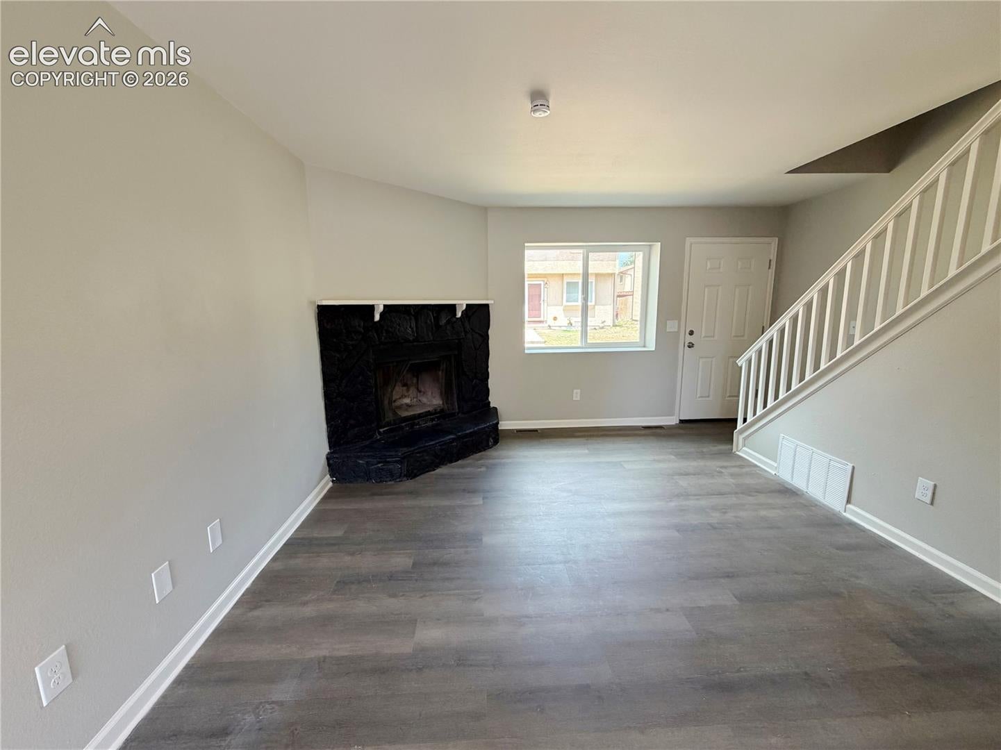 3075 Starlight Circle