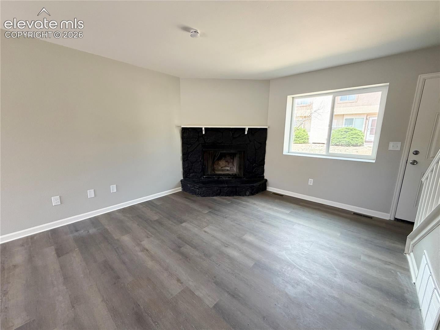 3075 Starlight Circle