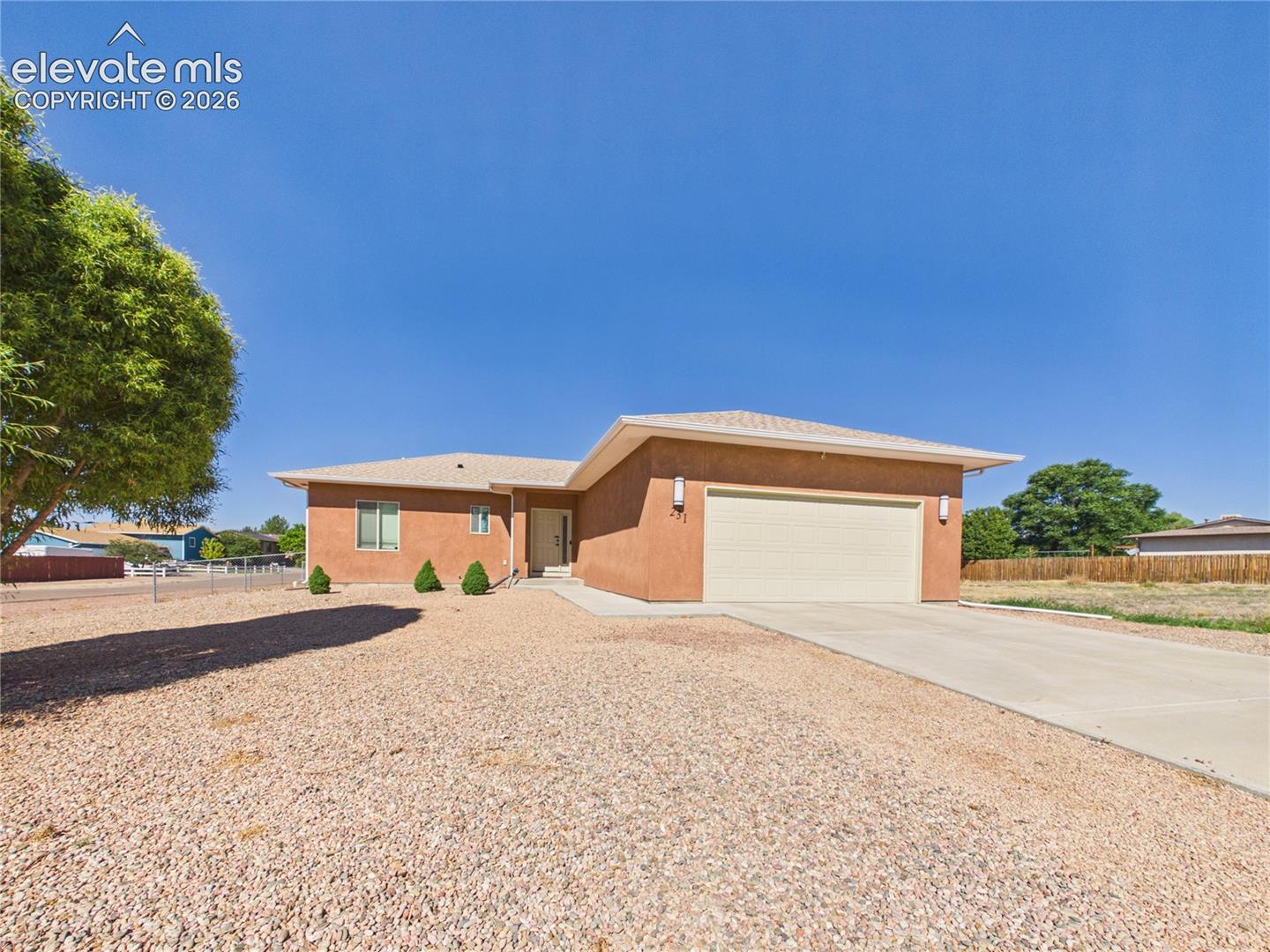 231 S Wiggins Drive