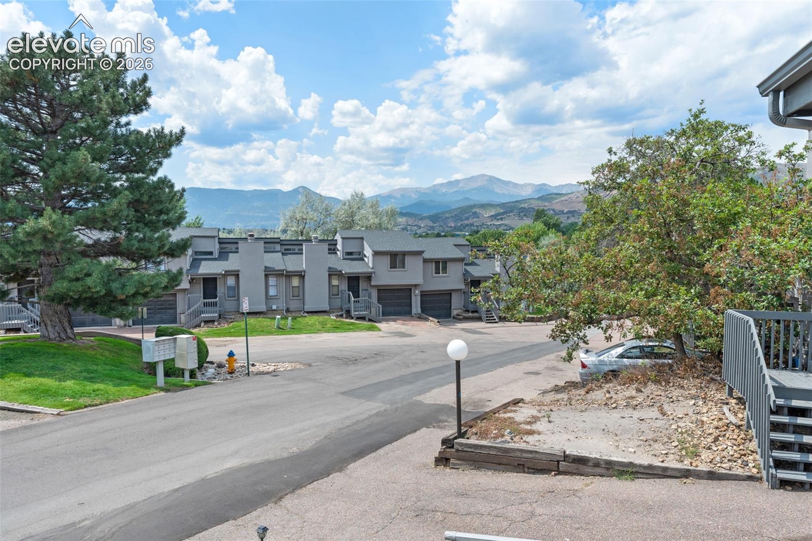 1411 Territory Trail