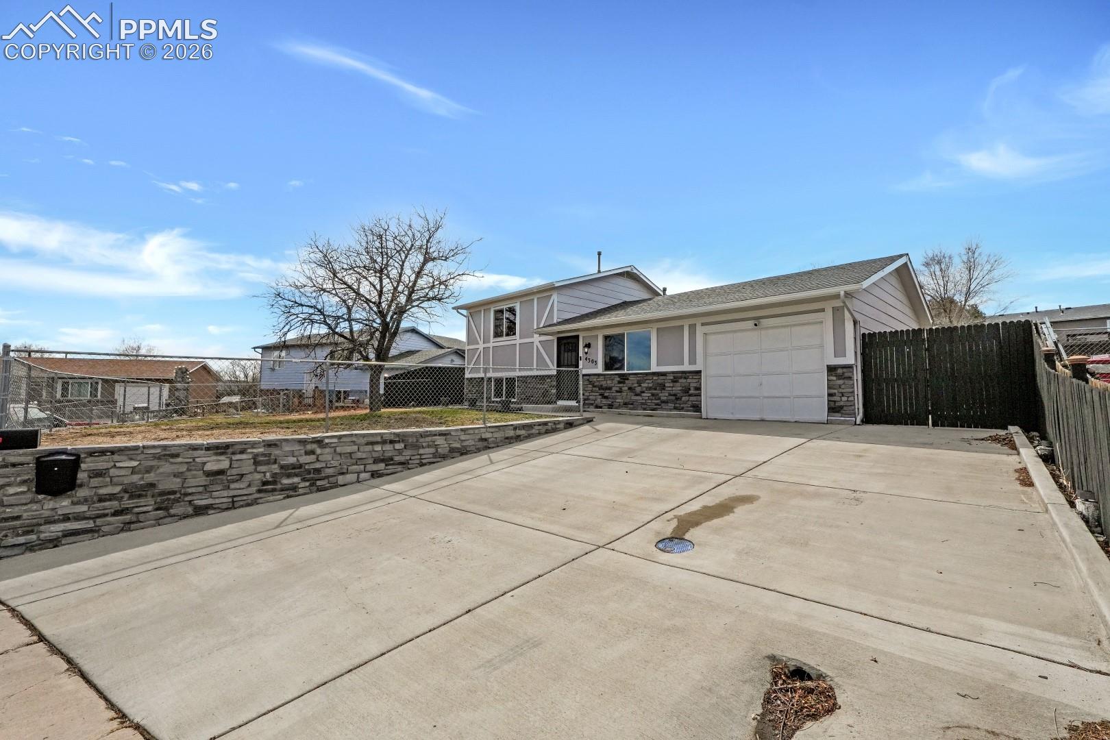 4303 S Millburn NA