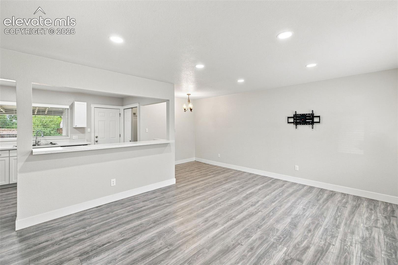 3106 N Institute Street