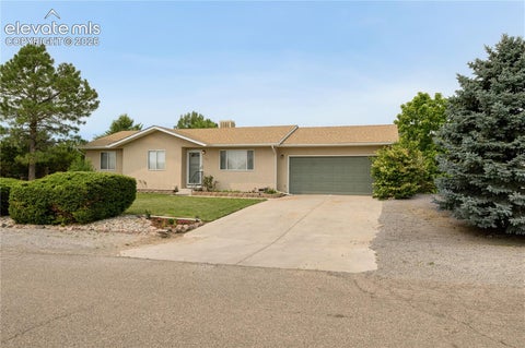 Photo of 267 S Dacona Drive, Pueblo, CO 81007 (MLS # 3346373)