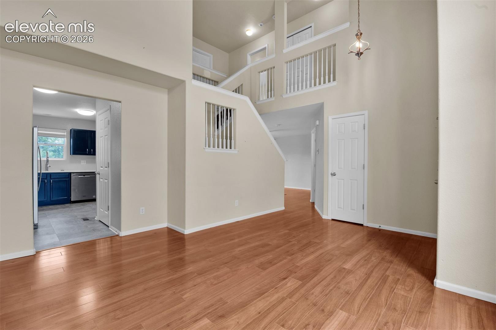 11145 Falling Star Road