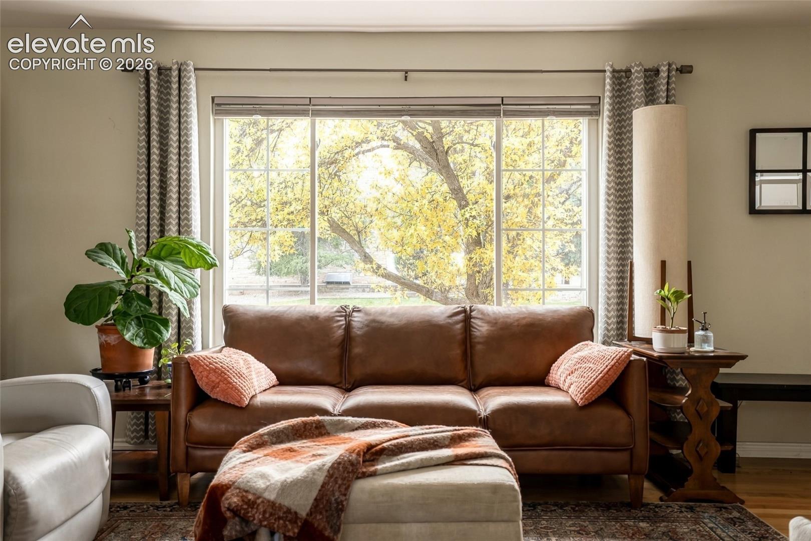 1147 Panorama Drive