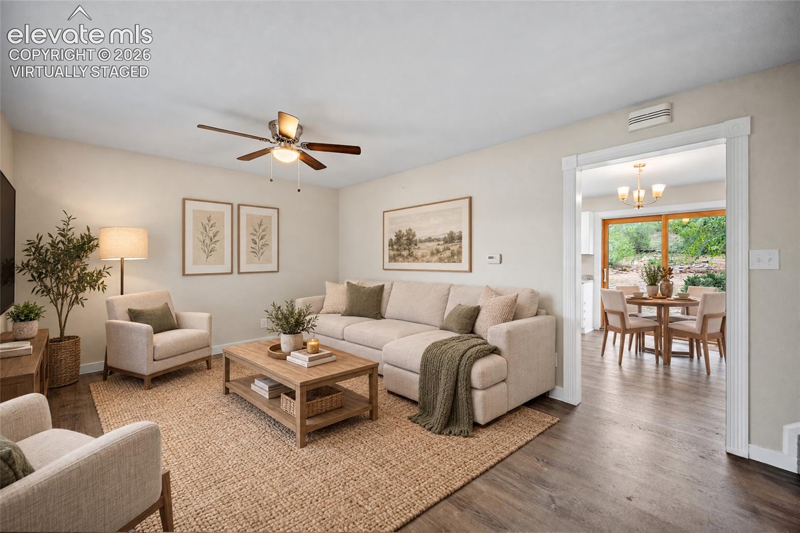1021 De La Vista Place